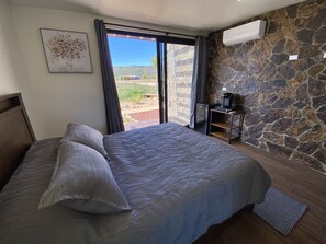 Deluxe Room | Minibar, iron/ironing board, free WiFi, bed sheets - Estancia Cataviña Valle de Guadalupe (Valle de Guadalupe)
