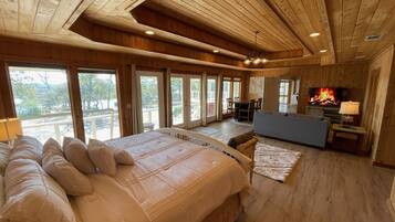 3 bedrooms, desk, iron/ironing board, WiFi