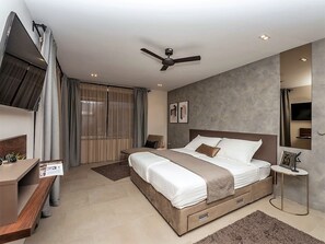 3 habitaciones, tabla de planchar con plancha y wifi gratis