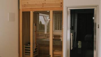 Couples treatment room(s), Turkish bath/hammam