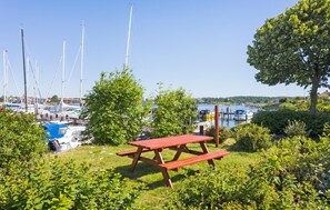 Outdoor dining - 1 bedroom cozy apartment in Svendborg (Svendborg)