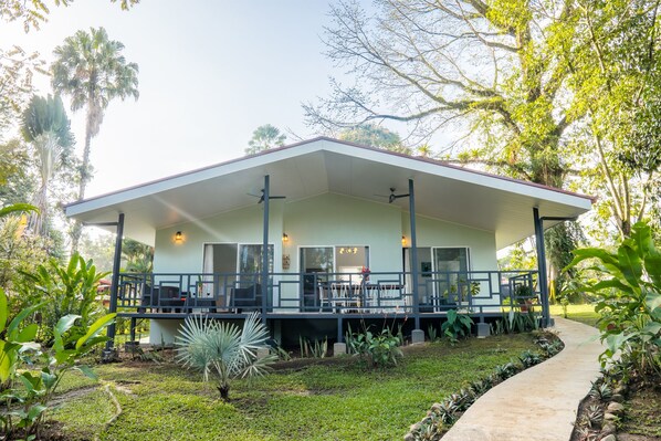 Exterior - Secluded Tropical Home in La Fortuna (La Fortuna)