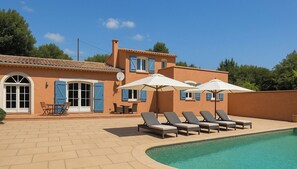 Pool - Mas Provençal 3 Chambres, Piscine, Jardin Clos (Châteaudouble)