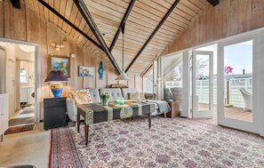 Fireplace, ping pong - 3 bedroom lovely home in ørsted (Ørsted)