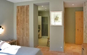 5 Schlafzimmer, Reisekinderbett, kostenloses WLAN, Bettwäsche