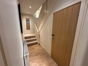 Interior - fantastic 2 bedroom with secure parking in Edinburgh's New Town (Edinburgh)