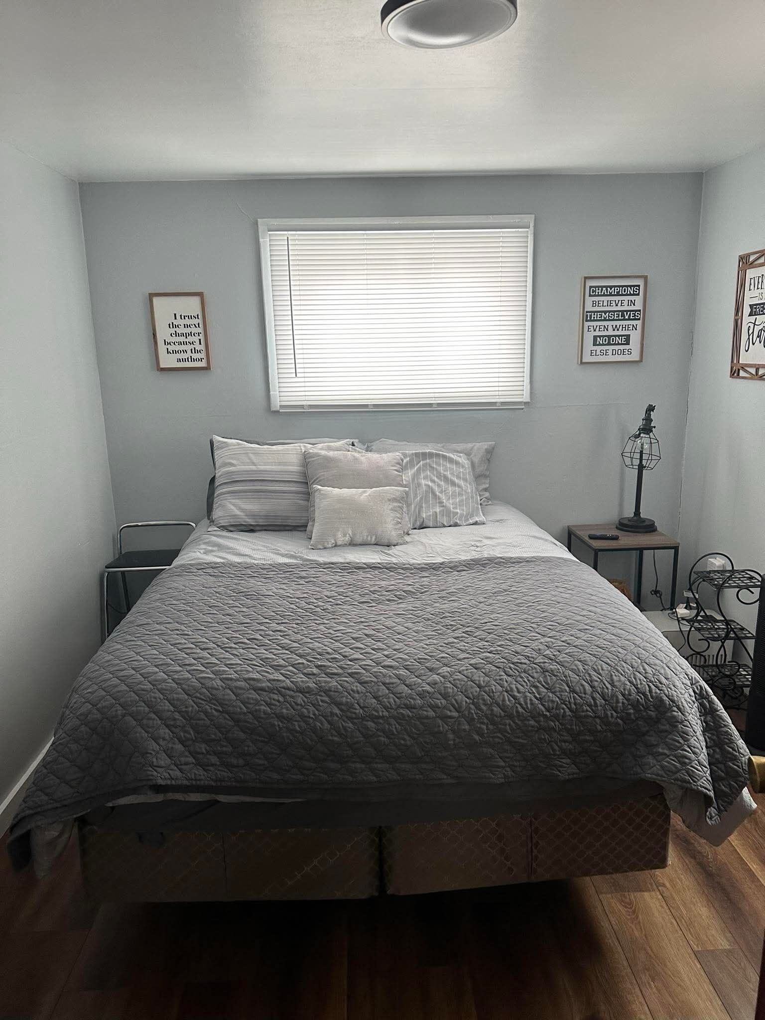 2 quartos, escrivaninha, Wi-Fi, roupa de cama