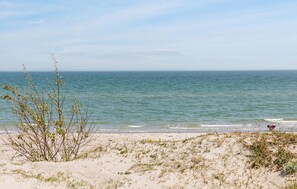 Nær stranden og fisking
