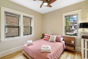 2 makuuhuonetta, Wi-Fi, vuodevaatteet