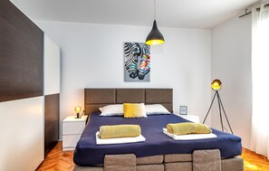 1 camera, culla da viaggio, Wi-Fi gratuito, lenzuola