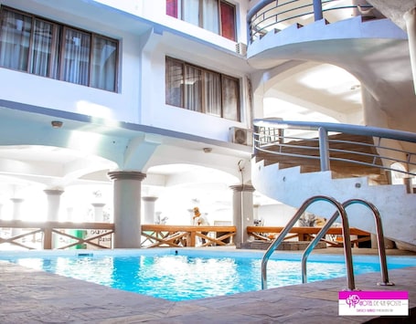 Terraza o patio. Hotel de la Poste