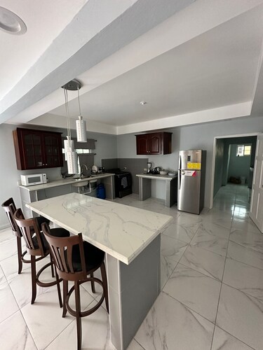 Joy's Vacation Villa Upstairs Apartment