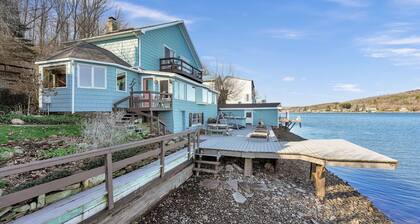 Fantastic lake house on the south shore of Cuba Lake.