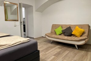 1 bedroom, WiFi, bed sheets - Brilliant Souterrain Apt. - Prater Amuesement Park (Vienna)