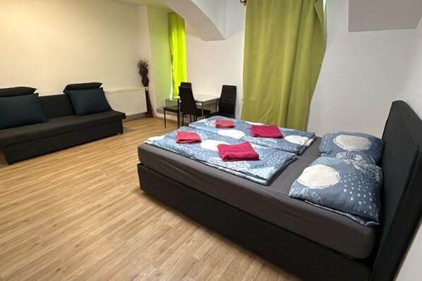 1 habitación, wifi y ropa de cama 