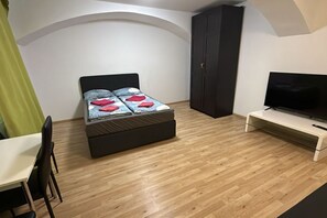 1 habitación, wifi y ropa de cama 