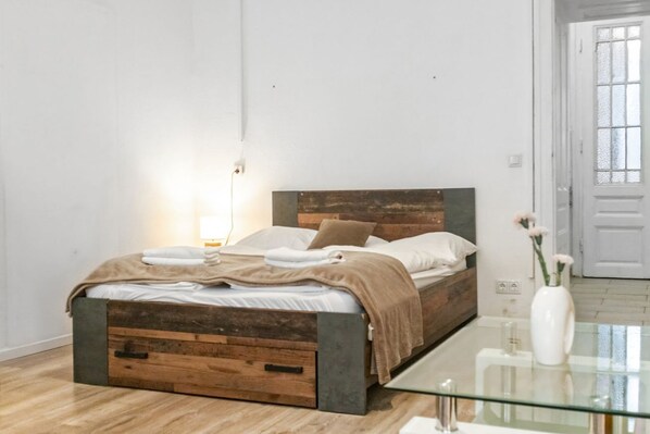 1 Schlafzimmer, WLAN, Bettwäsche