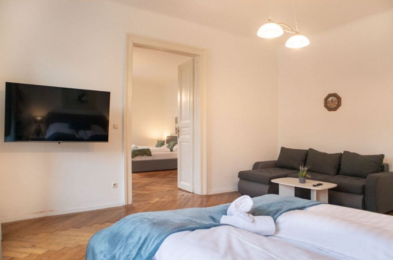 1 Schlafzimmer, Schreibtisch, Bügeleisen/Bügelbrett, kostenloses WLAN