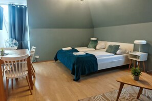 2 Schlafzimmer, Bügeleisen/Bügelbrett, WLAN, Bettwäsche