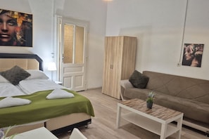 1 bedroom, WiFi, bed sheets