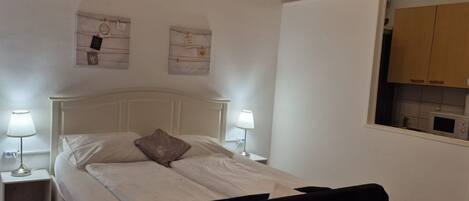1 Schlafzimmer, WLAN, Bettwäsche