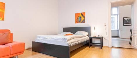 2 室のベッドルーム、WiFi、ベッドシーツ