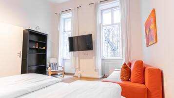 2 bedrooms, WiFi, bed sheets