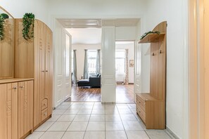 Interior - Timeless Vienna: 2BR Apt. in the Historic District (Vienna)