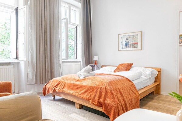 2 bedrooms, WiFi, bed sheets