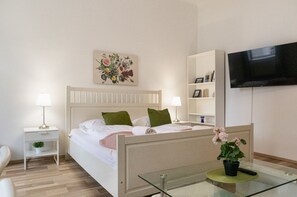 2 bedrooms, WiFi, bed sheets