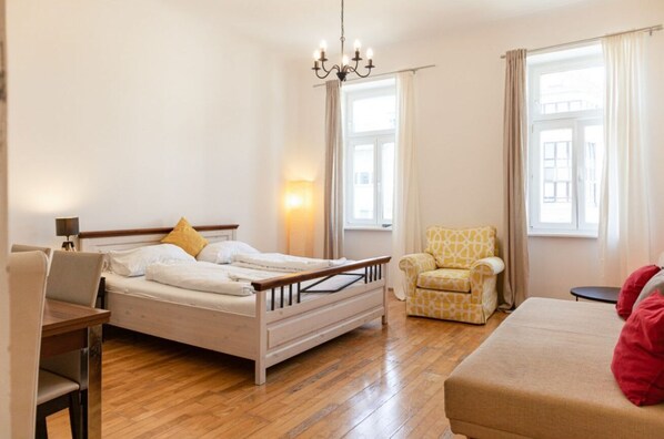 2 bedrooms, WiFi, bed sheets