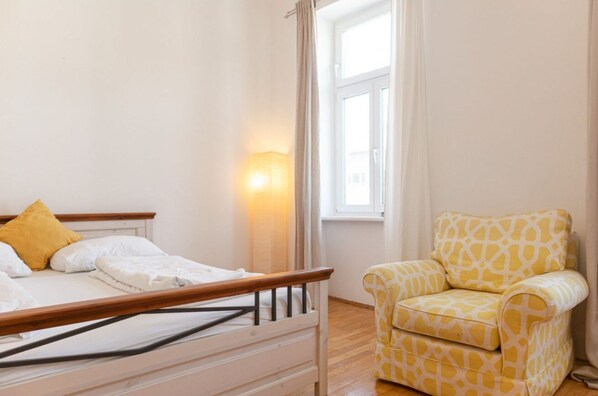 2 bedrooms, WiFi, bed sheets