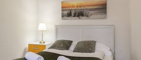 2 bedrooms, WiFi, bed sheets