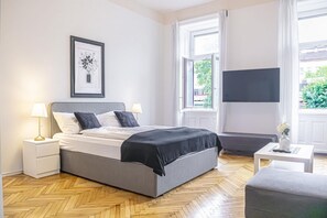 1 quarto, ferros/tábuas de passar roupa, Wi-Fi, roupa de cama