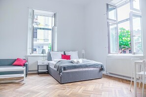 2 bedrooms, WiFi, bed sheets