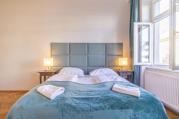 2 bedrooms, WiFi, bed sheets