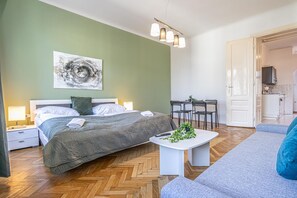 2 makuuhuonetta, Wi-Fi, vuodevaatteet