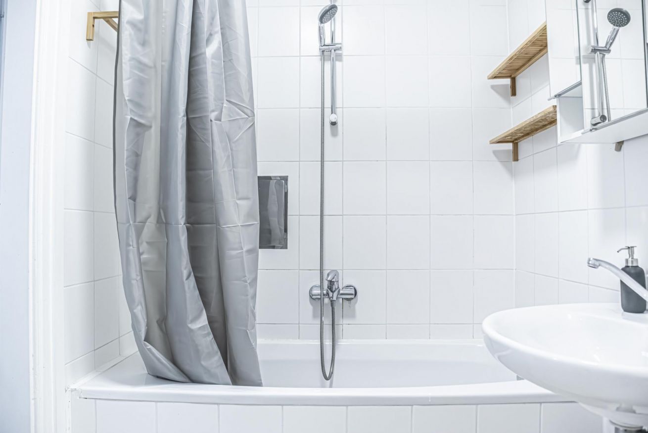 Haartrockner, Handtücher, Seife, Shampoo