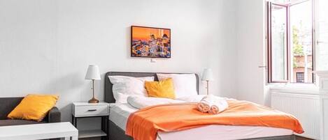 2 bedrooms, WiFi, bed sheets