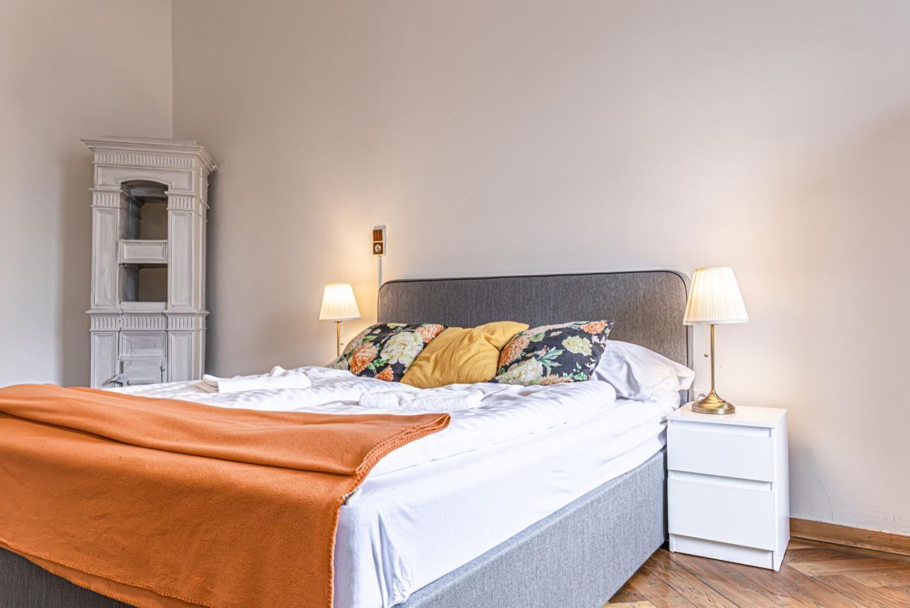 1 dormitori, planxa i posts de planxar, wifi gratuïta i roba de llit 