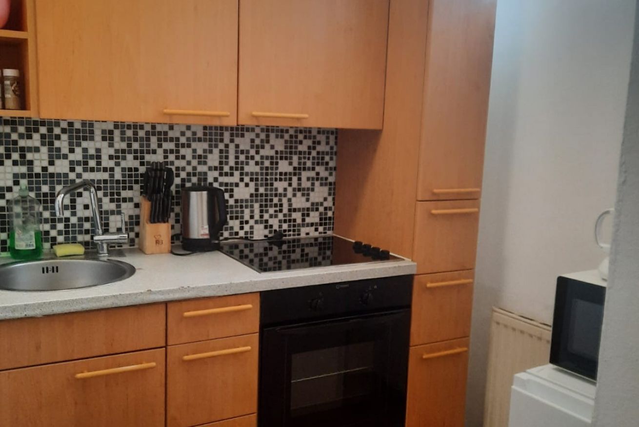 Fridge, oven, stovetop, toaster