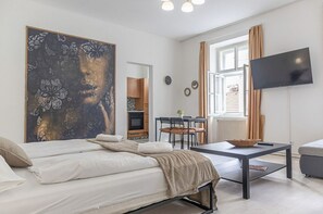 1 bedroom, WiFi, bed sheets