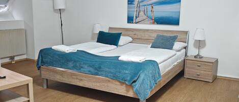 3 chambres, fer et planche Ă repasser, Wi-Fi, draps fournis