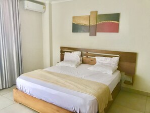 1 camera, ferro/asse da stiro, Wi-Fi, lenzuola