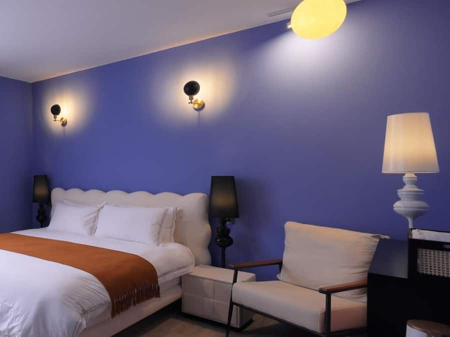 Superior Room | Living area | Flat-screen TV
