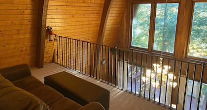Gore Mountain Chalet - 5 Minutes to Gore Mountain - 4 Bedrooms