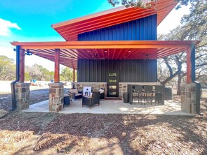Terrace/patio - Minutes from Canyon Lake. New construction. (Canyon Lake)
