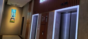 Studio Room near TK Avenue 