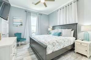 5 bedrooms, iron/ironing board, WiFi, bed sheets