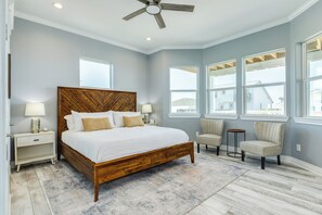 5 bedrooms, iron/ironing board, WiFi, bed sheets